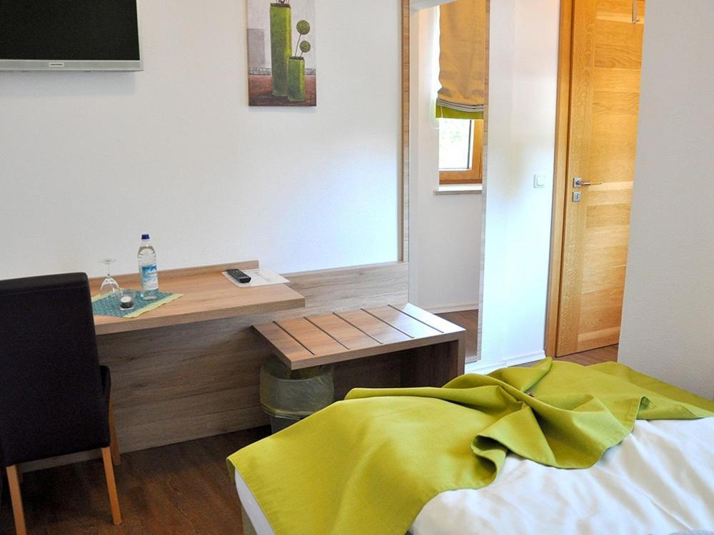 Landgasthaus Zur Linde Pleiskirchen Luaran gambar
