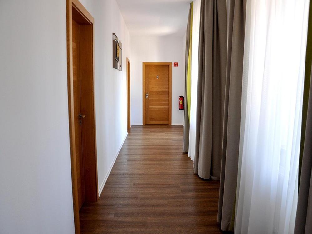 Landgasthaus Zur Linde Pleiskirchen Luaran gambar