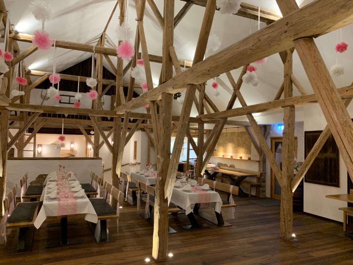 Landgasthaus Zur Linde Pleiskirchen Luaran gambar