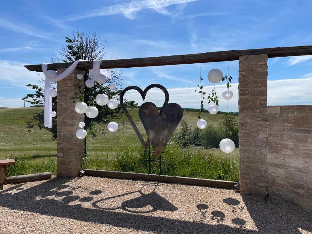Landgasthaus Zur Linde Pleiskirchen Luaran gambar